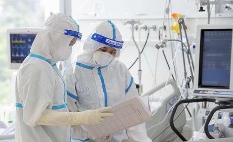 Hà Nội vọt lên 11.517 ca COVID-19 mới, hơn 6.000 F0 nặng, nguy kịch đang điều trị
