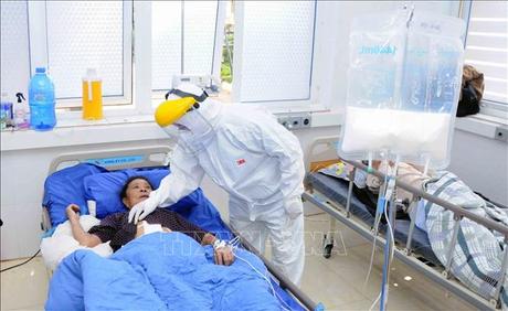 Ngày 22/3: Có 130.735 ca mắc mới COVID-19; 4 tỉnh bổ sung hơn 118.400 F0