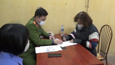 Bắt tạm giam một nữ nhà báo trong vụ lừa đảo 1 tỷ đồng để 