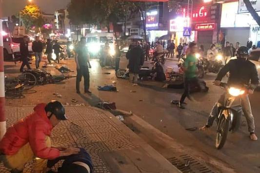 Thêm 1 người chết trong vụ ô tô tông loạt xe máy ở Quảng Ninh