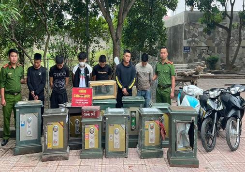 Nhóm thanh niên trộm hàng chục két sắt tại đền chùa bị sa lưới