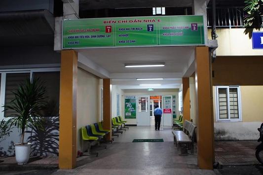 Bé 3 tuổi bị đóng đinh vào đầu vẫn đang được điều trị tích cực