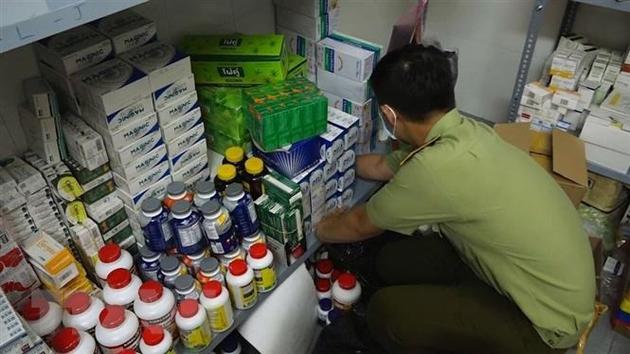 Hà Nội: Liên tiếp phát hiện, thu giữ hàng giả, nhập lậu là dược phẩm và vật tư y tế