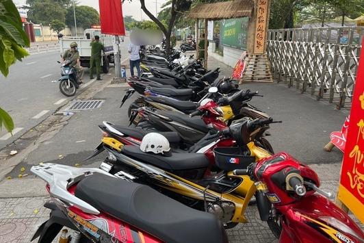 Khởi tố nhóm đối tượng 