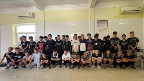 Triệu tập 42 thanh, thiếu niên gây rối tại huyện Phúc Thọ 