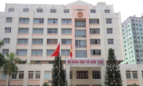 Đề nghị điều tra dấu hiệu lợi ích nhóm giữa Bộ GD và ĐT và Nhà xuất bản Giáo dục