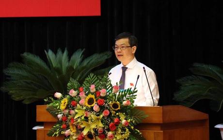 Ông Nguyễn Văn Sơn được bầu giữ chức Chủ tịch UBND tỉnh Tuyên Quang