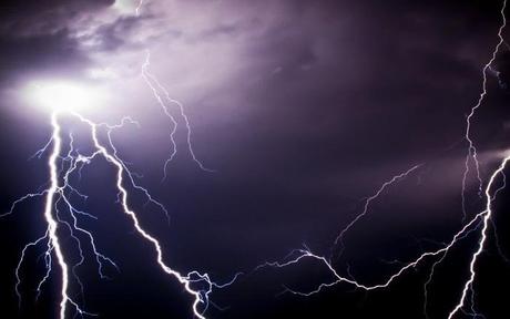 Đắk Lắk: Sét đánh khiến 3 người thương vong