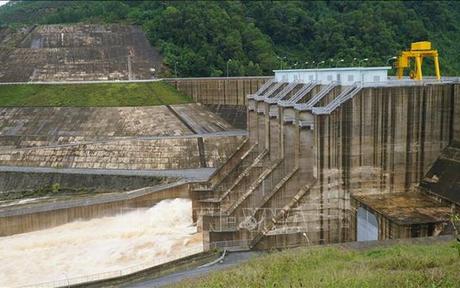 Thừa Thiên – Huế: Tập trung cứu trợ người dân trong vùng thấp trũng