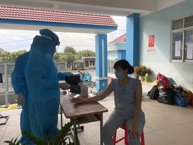 TP Hồ Chí Minh phân bổ 100.000 liều vaccine để tiêm cho phụ nữ mang thai