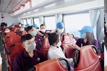 TP Hồ Chí Minh: 'Vùng xanh' không phải giãn cách trên phương tiện vận tải hành khách công cộng