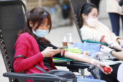 Kho máu điều trị đã cạn, khẩn thiết kêu gọi người dân tham gia hiến máu