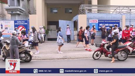 TP.HCM cho học sinh từ lớp 7-12 trở lại trường