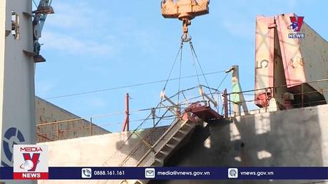 Đề nghị miễn giảm phí sử dụng kết cấu hạ tầng cảng biển