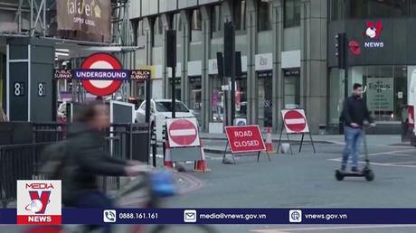 Anh chưa siết chặt các biện pháp phòng COVID-19