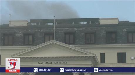 Hỏa hoạn tại tòa nhà Quốc hội Nam Phi