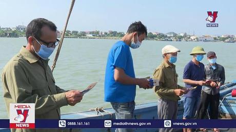 Cùng ngư dân gỡ 