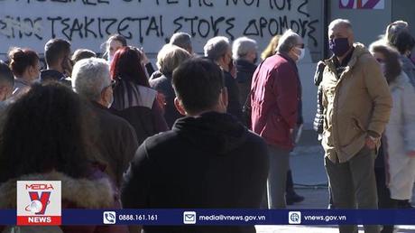 Omicron có khả năng giúp chấm dứt COVID-19