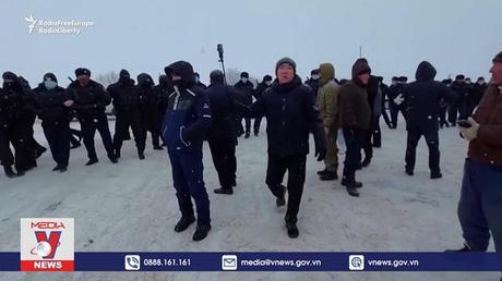 Quốc tế kêu gọi giải quyết hòa bình khủng hoảng Kazakhstan