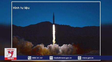 Triều Tiên tiếp tục phóng thử tên lửa