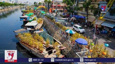 TP HCM khai mạc chợ hoa xuân