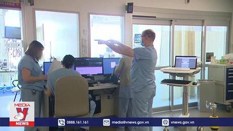 Canada dự báo làn sóng lây nhiễm biến thể Omicron