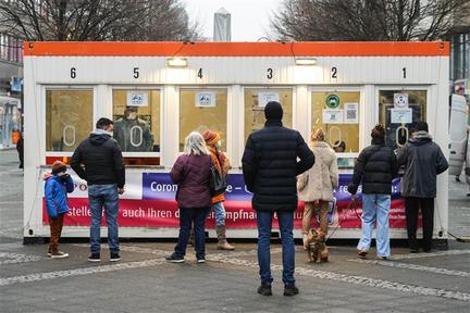 COVID-19 tới 6h sáng 17/1: Ấn Độ lại thành điểm nóng; Cảnh báo nhiều biến thể đáng ngại mới