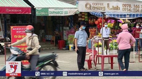 Phòng chống dịch tại chợ Tết