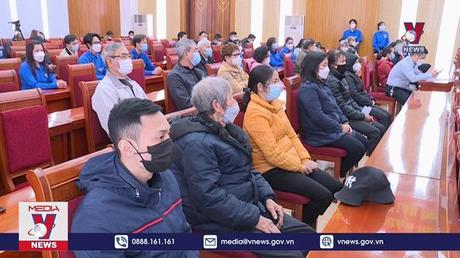 Bí thư Thành ủy Hà Nội chúc tết công nhân Môi trường