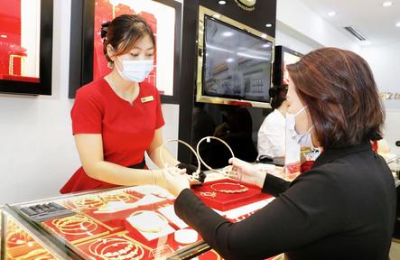 Giá vàng sáng 19/1 giao dịch trên mốc 61,6 triệu đồng/lượng