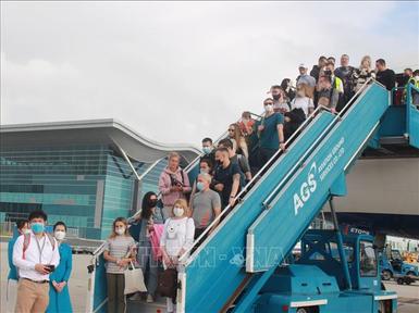 Thủ tướng chỉ đạo xây dựng lộ trình mở cửa đón khách du lịch quốc tế