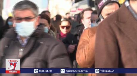 Pháp nới lỏng các biện pháp hạn chế COVID 19