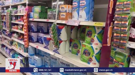 Doanh số bán lẻ tại Anh giảm kỷ lục