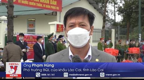 Nhiều lái xe tải sẽ đón Tết tại cửa khẩu Lào Cai