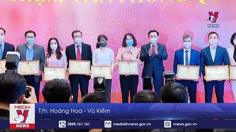 Khen thưởng tập thể, cá nhân của Văn phòng Quốc hội