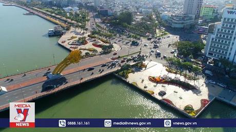 Đường hoa xuân Đà Nẵng thể hiện Khát vọng vươn cao