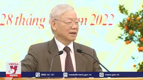 Tổng Bí thư gặp mặt, chúc Tết tại Văn phòng Trung ương Đảng