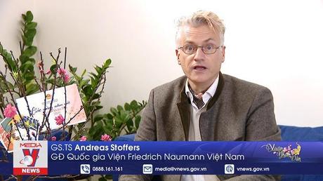 Đại sứ và bạn bè quốc tế chúc tết Việt Nam