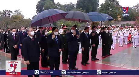 Lãnh đạo Đảng, Nhà nước vào lăng viếng Chủ tịch Hồ Chí Minh