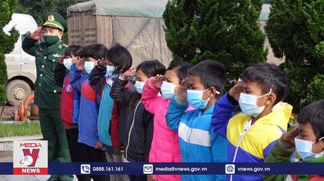 Tiết học đặc biệt nơi cột mốc biên giới