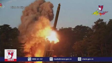 Triều Tiên xác nhận thử tên lửa đạn đạo Hwasong-12