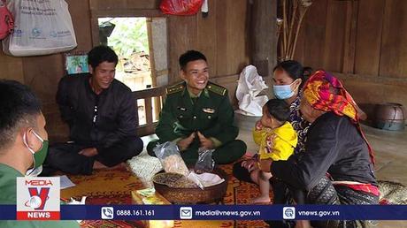 Tết sum vầy tại ngôi làng của những người nhập tịch