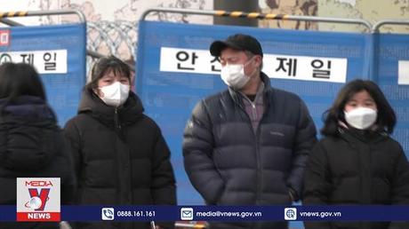 Hàn Quốc lần đầu ghi nhận trên 18.000 ca mắc mới/ngày