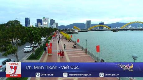 Để du lịch Đà Nẵng cất cánh