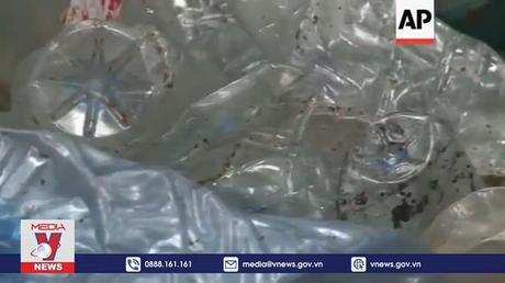 Dubai thu phí túi nilon dùng một lần