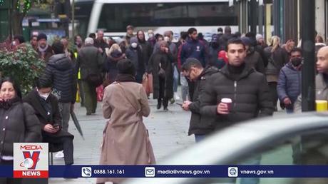 Anh xem xét chấm dứt quy định cách ly