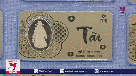 Mua vàng cầu may ngày 