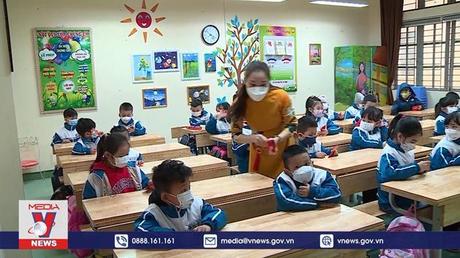 Hà Nội: Học sinh Tiểu học háo hức đến trường