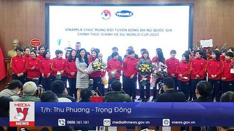 Lễ mừng công Đội tuyển bóng nữ Việt Nam