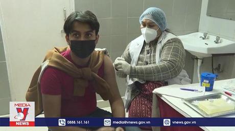 Người có hệ miễn dịch lai đề kháng hiệu quả biến thể Omicron